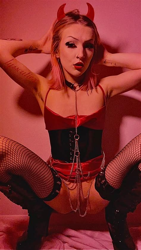 Imagine me riding your cock in these heels ðŸðŸˆ nudes gonewildmetal NUDE PICS ORG