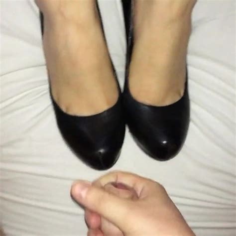 Shoejob And Cum On Her High Heel Pumps Porn XHamster XHamster