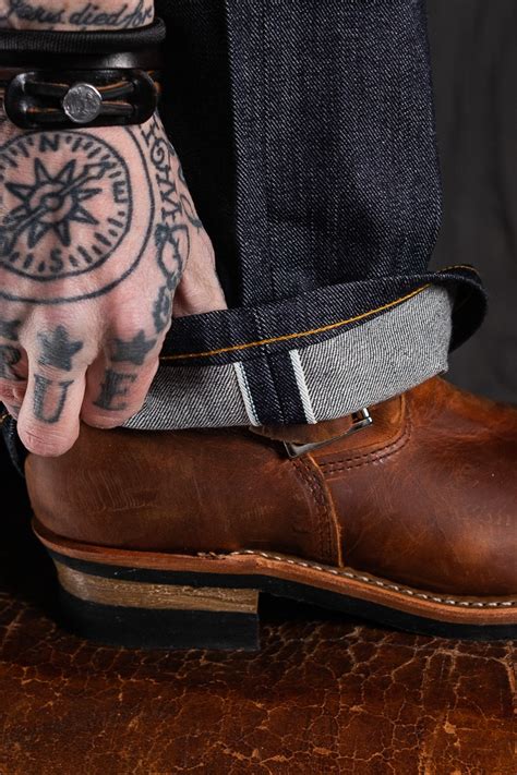 Naked And Famous Oz Groovy Guy Left Hand Twill Selvedge Pinkomo