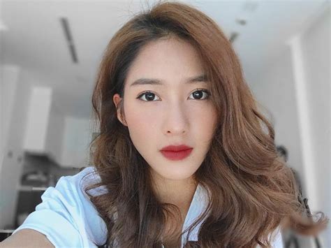 Ph A Sau Nh Ng T M Nh P Hot Girl Vi T N O Ang D N U Tr N Ng Ua C N Th