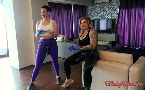 Free Leather Gloves Porn Videos Xhamster