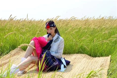Sing Lin Naked In the Field JL Korean Girl Undresses Zdjęcie Porno