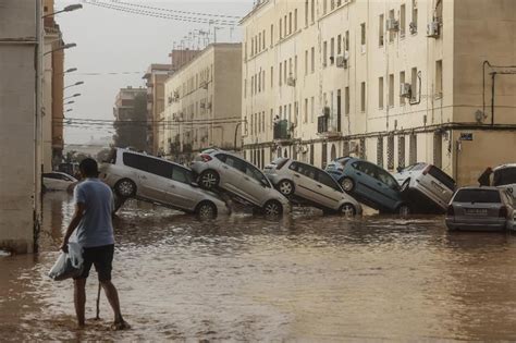 Alluvione In Spagna Nuovo Bilancio I Morti Salgono A 158