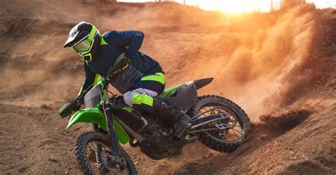 Best Dual Sport Motorcycle Helmets | ThrottlePack