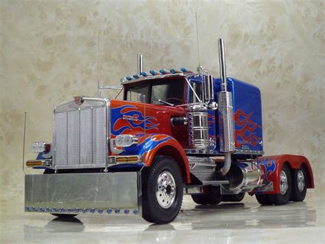 Optimus Prime Truck Model