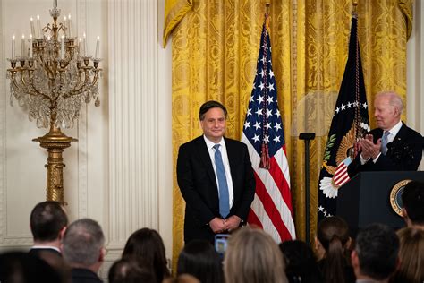 Ron Klain Looks Back on Biden’s First Two Years as President | The New