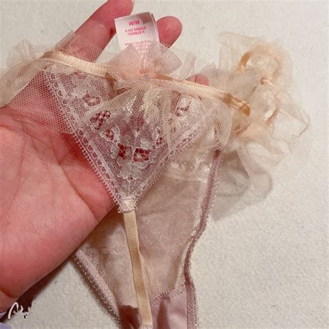 Victoria S Secret Intimates Sleepwear Victorias Secret Very Sexy Nude Bra Panty Set 36c