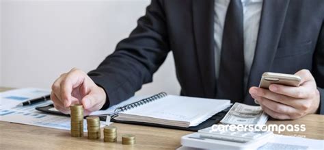 Median Salary: What is it and Are You Not Earning Enough ...