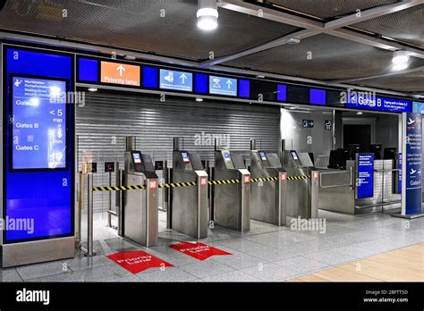 Airport Security Gates Hi Res Stock Photography And Images Alamy