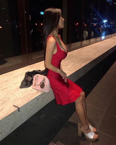 Saturday Night Out Porn Pic