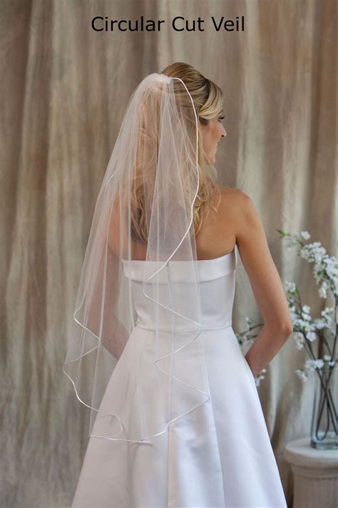 Bride Hairstyles With Veil | dev.onallcylinders.com