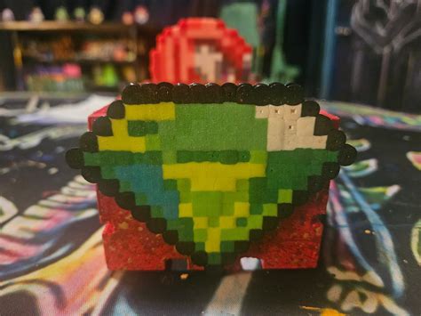 Sonic The Hedgehog Knuckles And Master Emerald Redgold Wooden Decor Desk