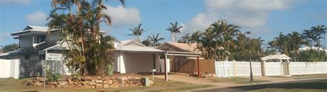 wurtulla accommodation hotels shops restaurants parks map qld