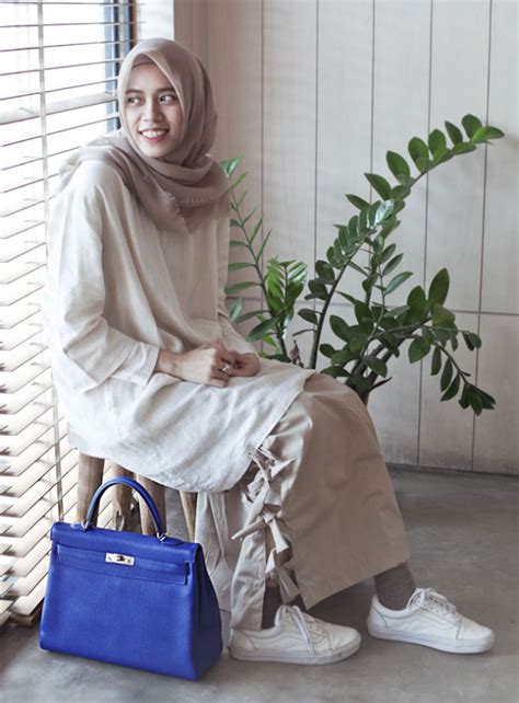 Desainer Baju Muslim Terkenal 2021 Wanitafeminin
