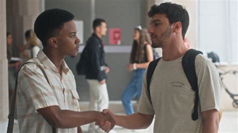 Ator de Vai na Fé abre o jogo sobre torcida para romance gay Sensibilidade