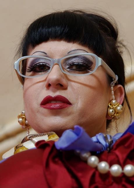 Lusty Mature Teacher In Glasses Exposing Her Boobs And Ass For A Guy Coedcherry