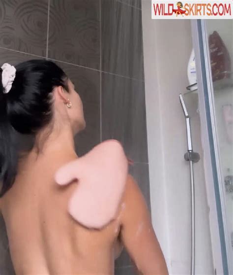 Cally Jane Beech Nude Leaked Photos And Videos Wildskirts