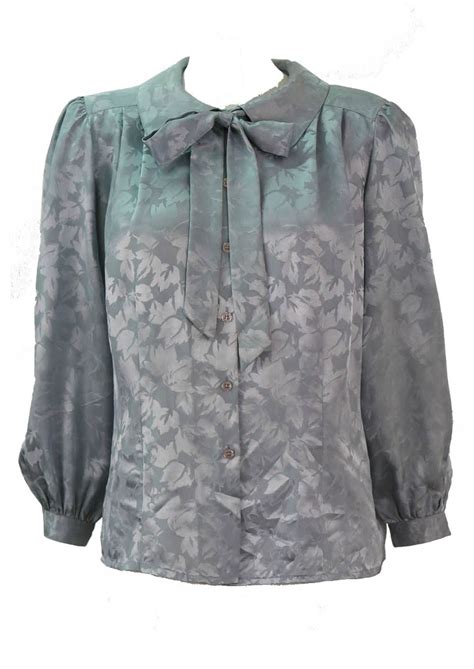 Silver Grey Blouse With Satin Sheen Leaf Pattern Pussy Bow L Reign Vintage