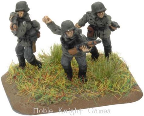 Bfm Fow Wwii German 15mm Machine Gun Platoon Ge754 Pack Mint