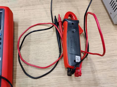 Korad KA3010P ohjelmoitava virtalähde, mittareita (erä 28 ...