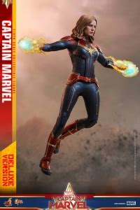 Hot Toys Goose The Cat Even Comes With A Captain Marvel Accessory