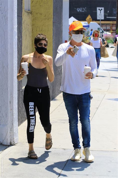 Selma Blair Nude OnlyFans Leaks Fappening Page 3 FappeningBook