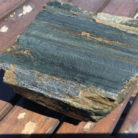 Banded Iron Formation Or Something Else - Fossil ID - The Fossil Forum