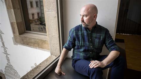 No podía decir que era gay lo contó en una novela y ganó uno de los premios más prestigiosos