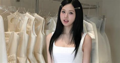 C C C U Hot Girl Tu I T Hi N T I Visual Ng B Ng Th I Gian Style Sang Chu N Ph B