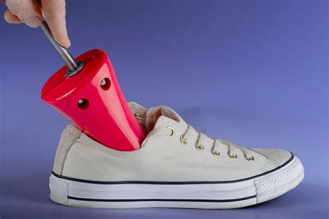 How To Stop Shoes Rubbing 10 Fail Safe Tricks Wynsors