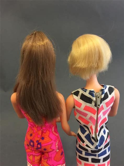 Lot Barbies Including Blonde Hair Fair On Twist Turn Body Wearing Print A Plenty