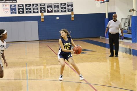 Middle School Girls Basketball Opens Their Season The Mane Edition