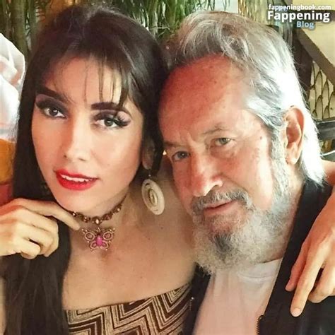 Bella De La Vega Nude OnlyFans Leaks Fappening FappeningBook