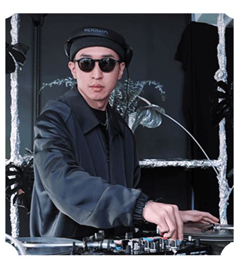 COSMO SUMMER BIKINI PARTY夏日狂想假期