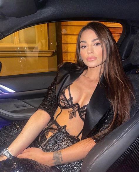 Honorata Skarbek w bikini Fani porównują ją do Kylie Jenner Pudelek