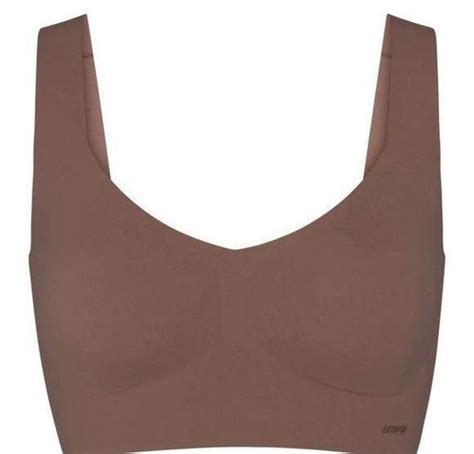 Skims Longline Naked Plunge Bra Size M New With Tags From Maria