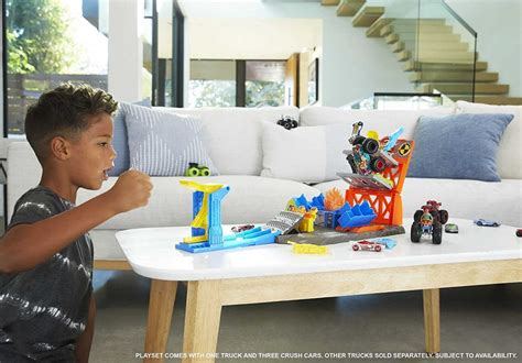 Hot Wheels Monster Trucks Gasolinera Juguetesland