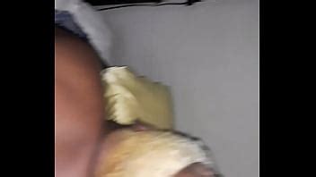 D Ndole A La Esposa Esos Tiros En La Espalda Xvideos