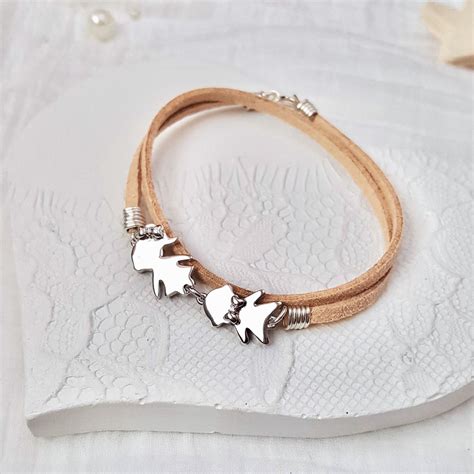 Серебряный браслет с фигурками детей - девочки, мальчики. Гравировка в ...