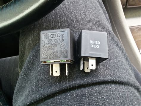 Реле поворотов — Audi 100 (C4), 2,8 л, 1992 года | своими руками | DRIVE2