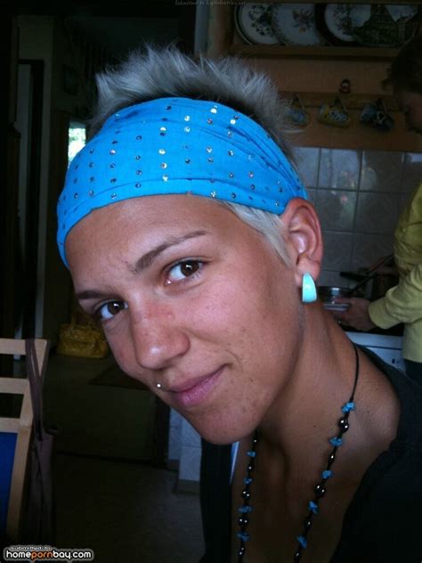 Pretty Amateur Blonde With Short Hair Mobile Homemade Porn Sharing