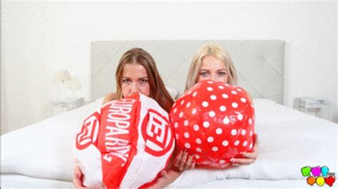 496 Hot Beachballs And Hot Girls RubYourToy Clips4sale