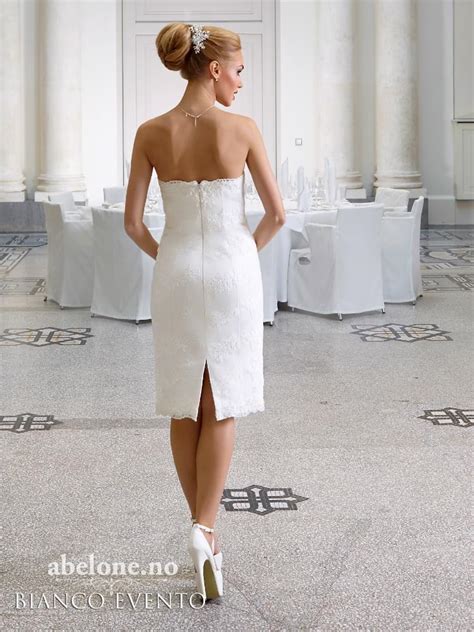 Kort Blonde Brudekjole Bianco Evento Magnolia Kort Enkel Brudekjole Abelone No