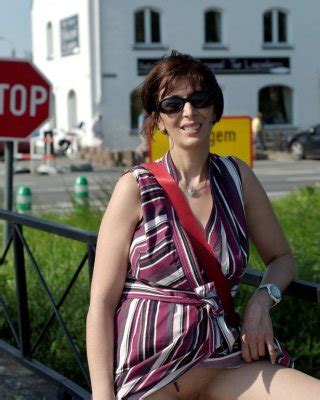 Milf With Big Soft Tits Porn Pictures Xxx Photos Sex Images Pictoa