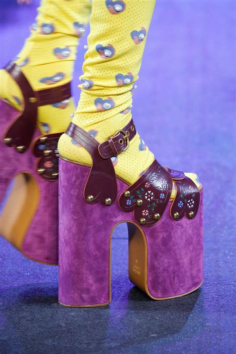 #MarcJacobs #fashion #Koshchenets Marc Jacobs Spring 2017 Ready-to-Wear ...