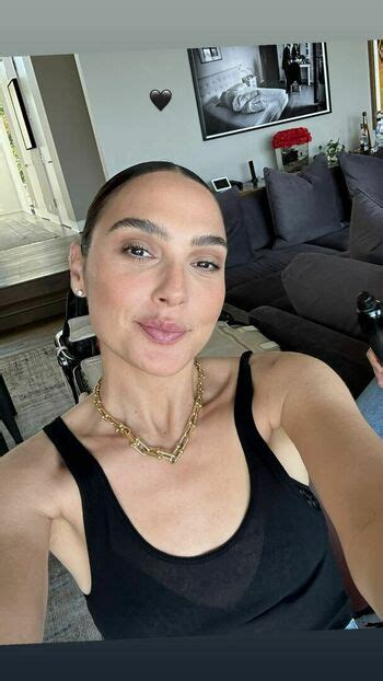 Gal Gadot GalGadotUSA Gal Gadot Inked Hriss Skarletgalgadot Nude OnlyFans Page The
