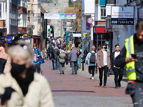 Retail footfall one-third lower than pre-Covid level despite shop re