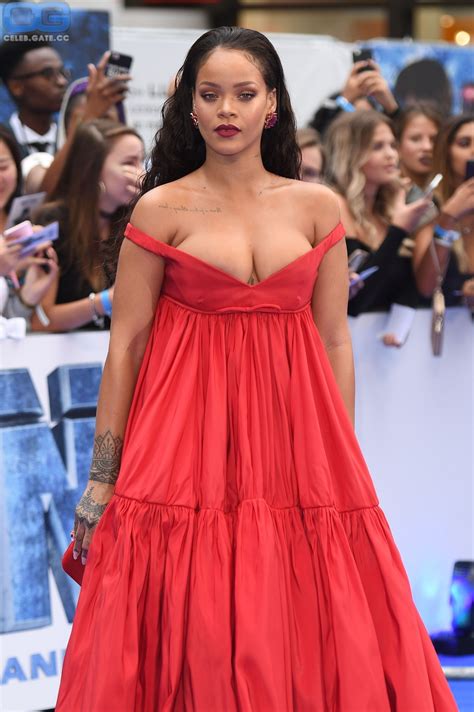 Rihanna Nude Pictures Photos Playboy Naked Topless Fappening