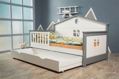 Детская кровать с бортиком. - Архитектурный журнал ADCity | Toddler bed ...
