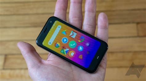 palm phone review  tiny tragedy